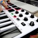 AKAI MPK MINI WHITE - Controlador Mini
